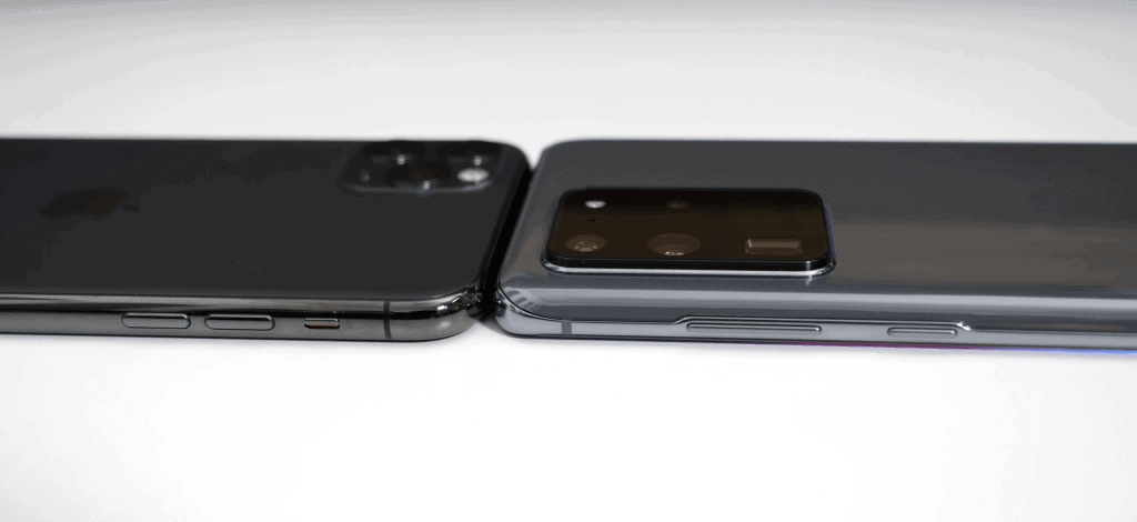 Apple iPhone 11 Pro Max vs Samsung Galaxy 20 Ultra 5G Side Button