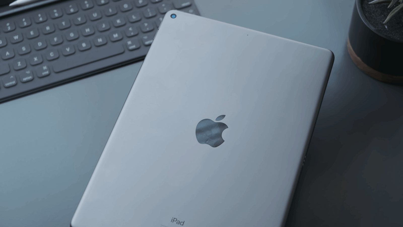 iPad Air 3 Full view