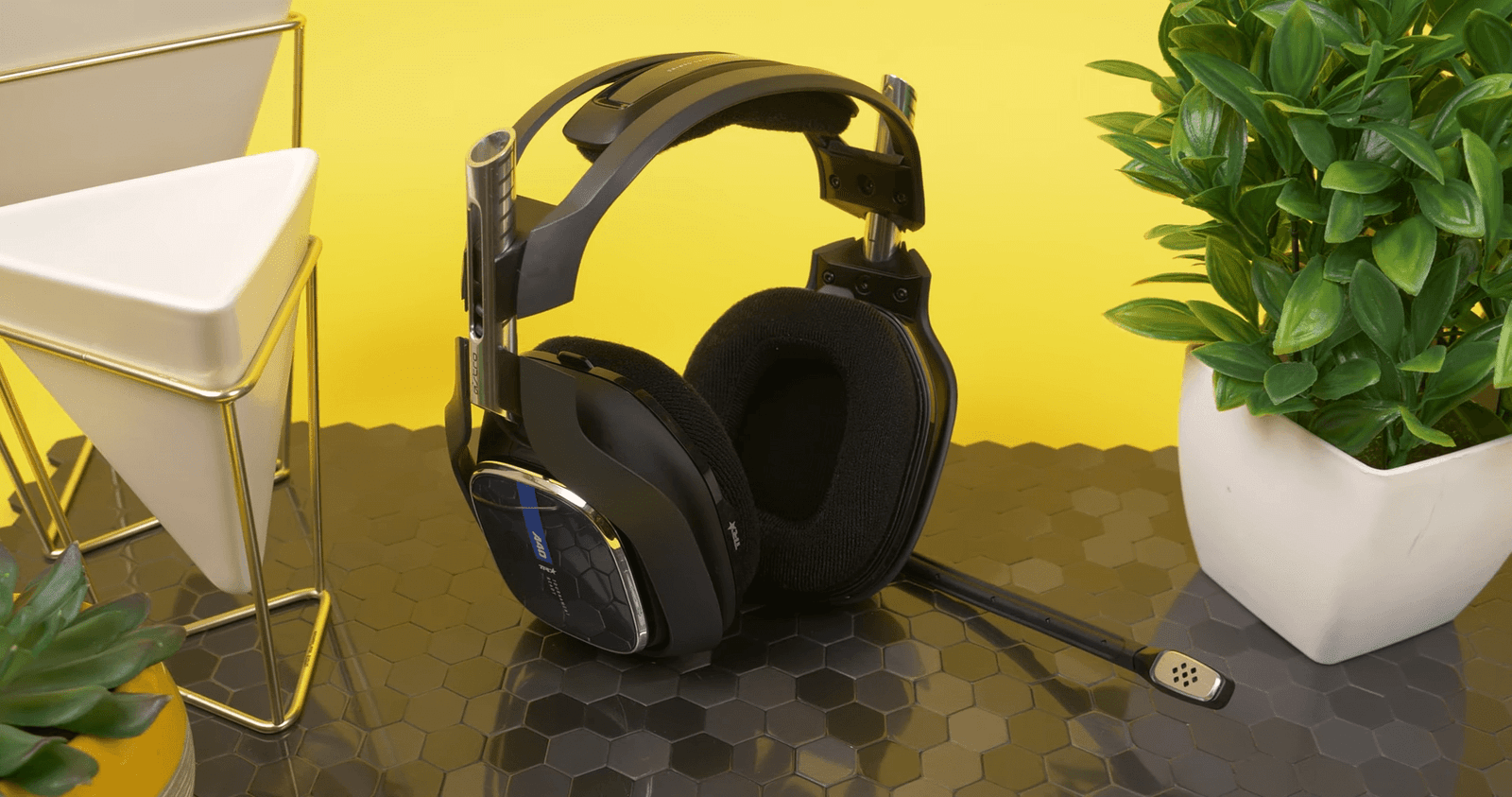 Astro A40TR