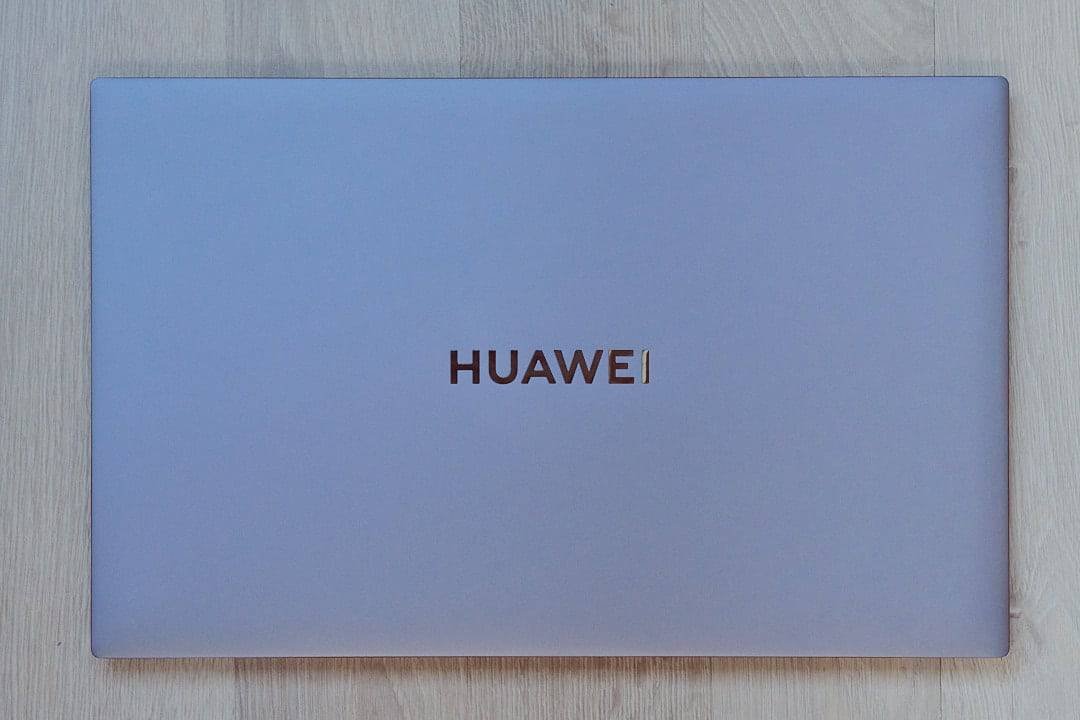 Huawei Matebook D16 Front