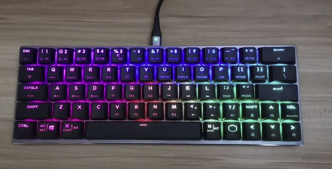 Cooler Master SK621 Wireless vs Cooler Master SK620 Wired Gaming Keyboard 3