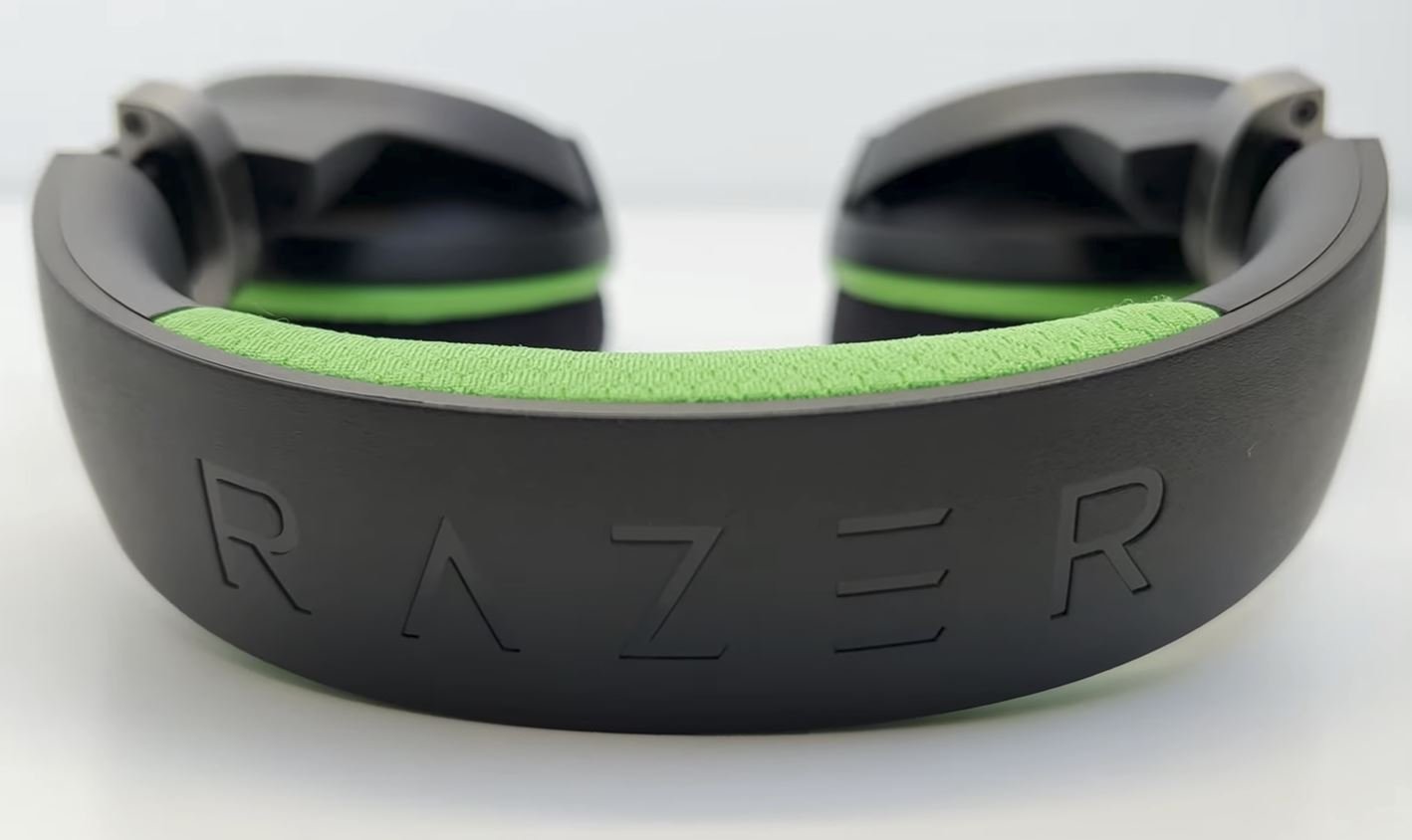 Razer Kaira Pro Wireless Gaming Headset For Xbox Review 6